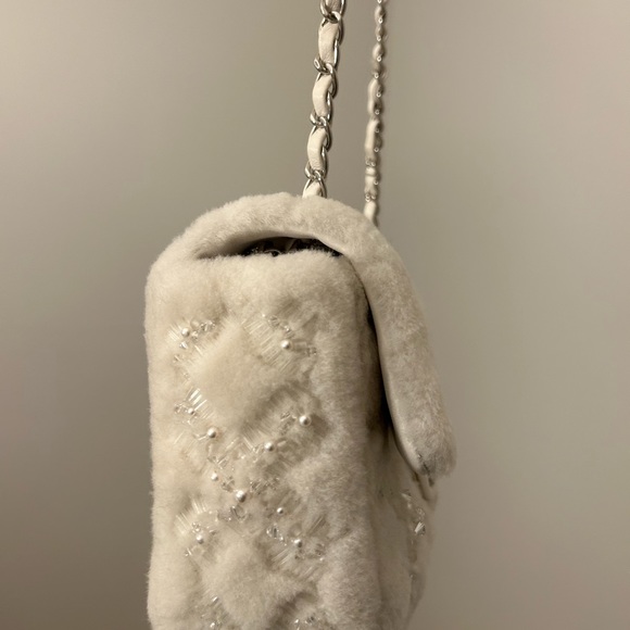 CHANEL LIMITED EDITION FLAP BAG - Picture 5 of 12